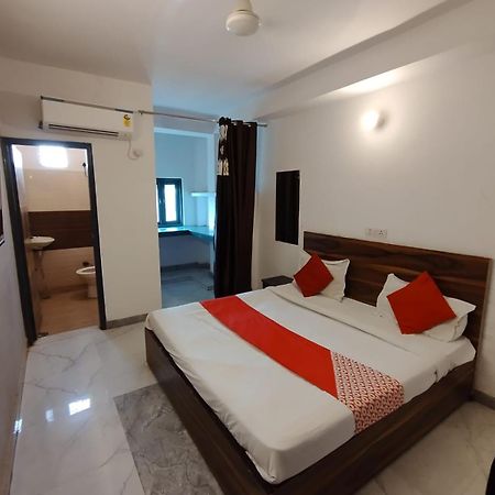 New Signature Village Yeni Delhi Dış mekan fotoğraf