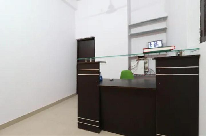 New Signature Village Yeni Delhi Dış mekan fotoğraf